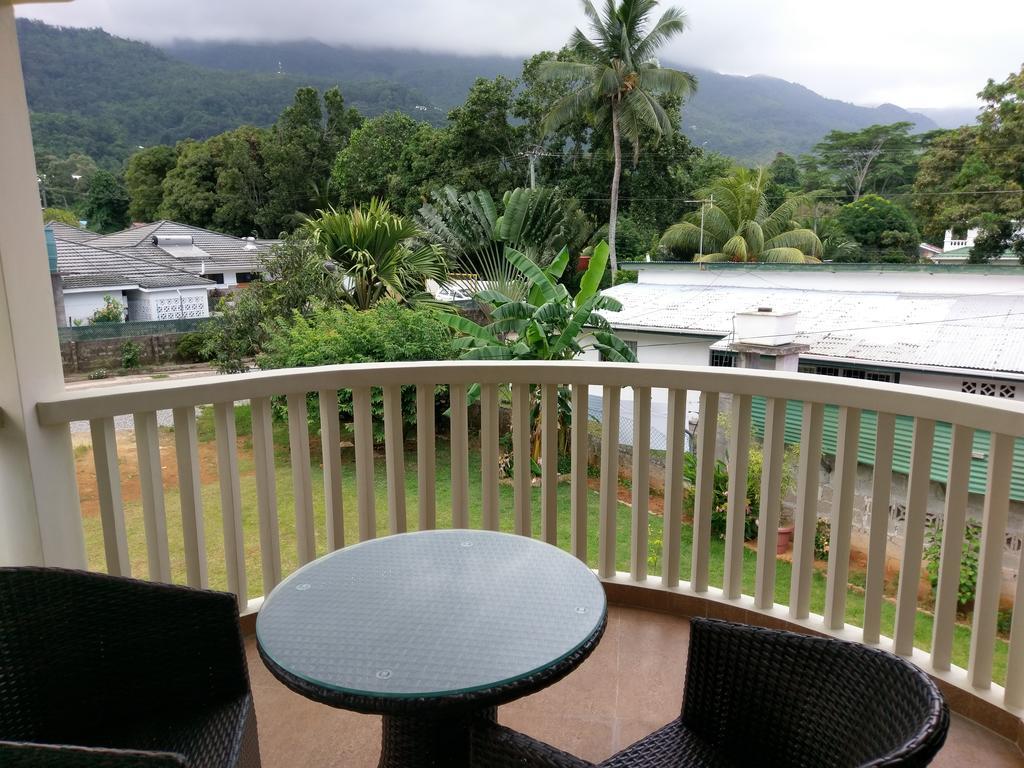 Flower Garden Self-Catering Apartments Beau Vallon  Exterior foto