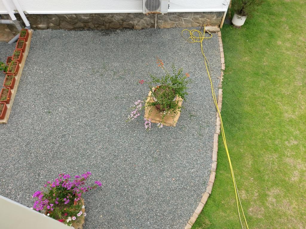 Flower Garden Self-Catering Apartments Beau Vallon  Exterior foto